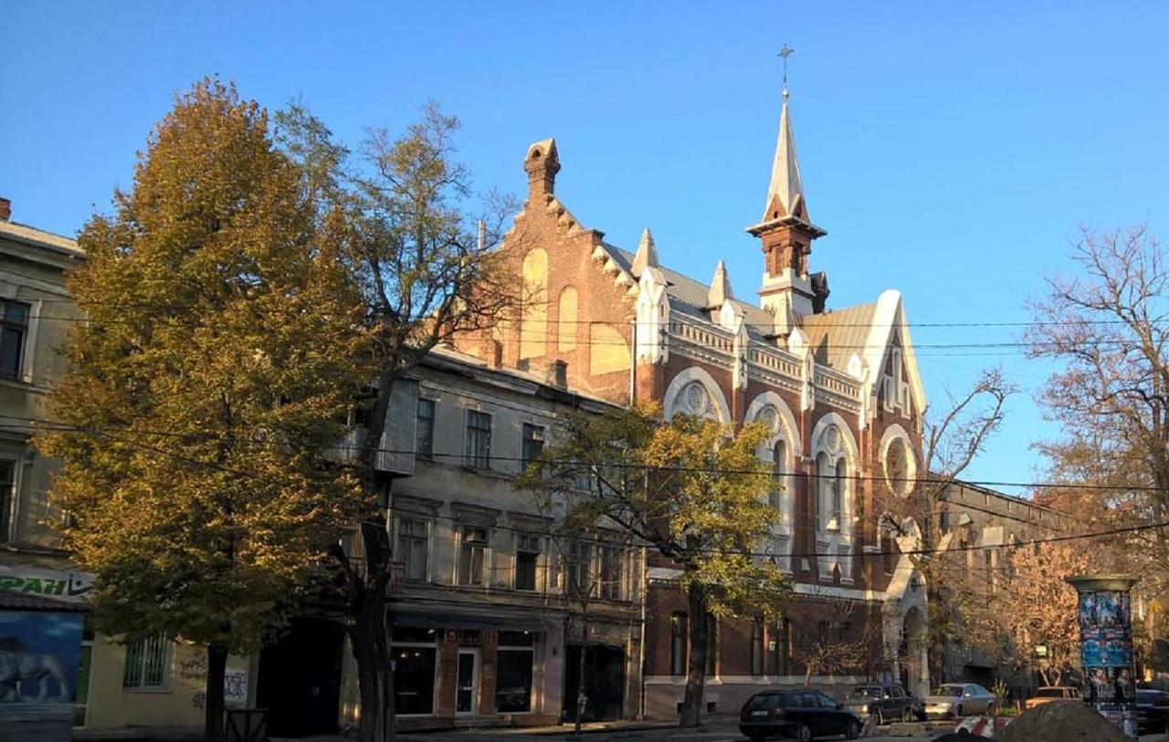 Old City Appartments Odessa Exteriör bild